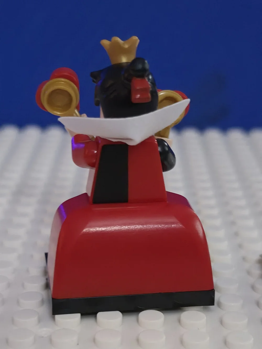LEGO Disney 100 Queen of Hearts Minifigure 71038 CMF Alice In Wonderland